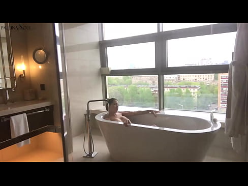 ❤️ Ogromna laska namiętnie waląca sobie cipkę w łazience ❤ Super porn at pl.mumsp.ru